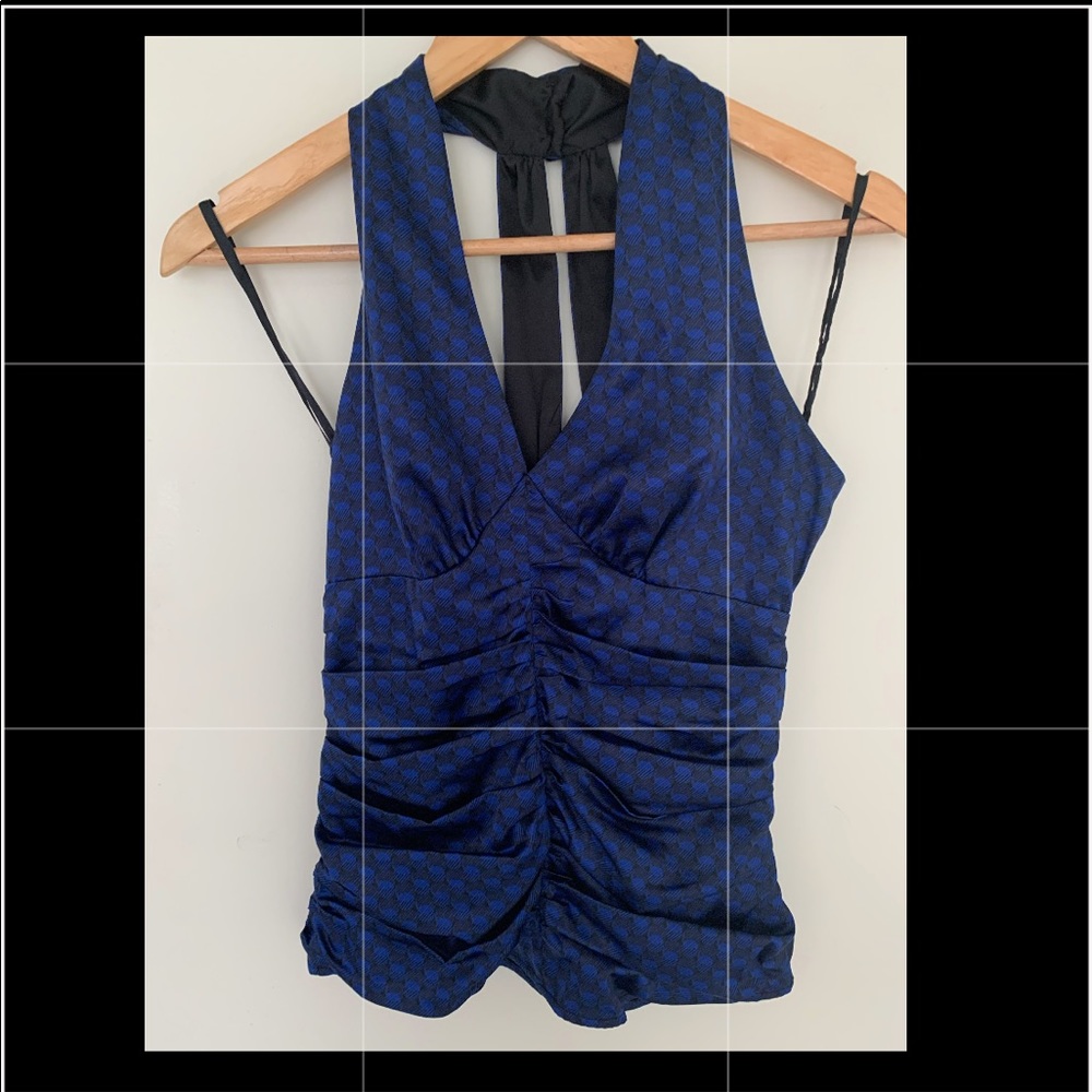 Express top black and blue